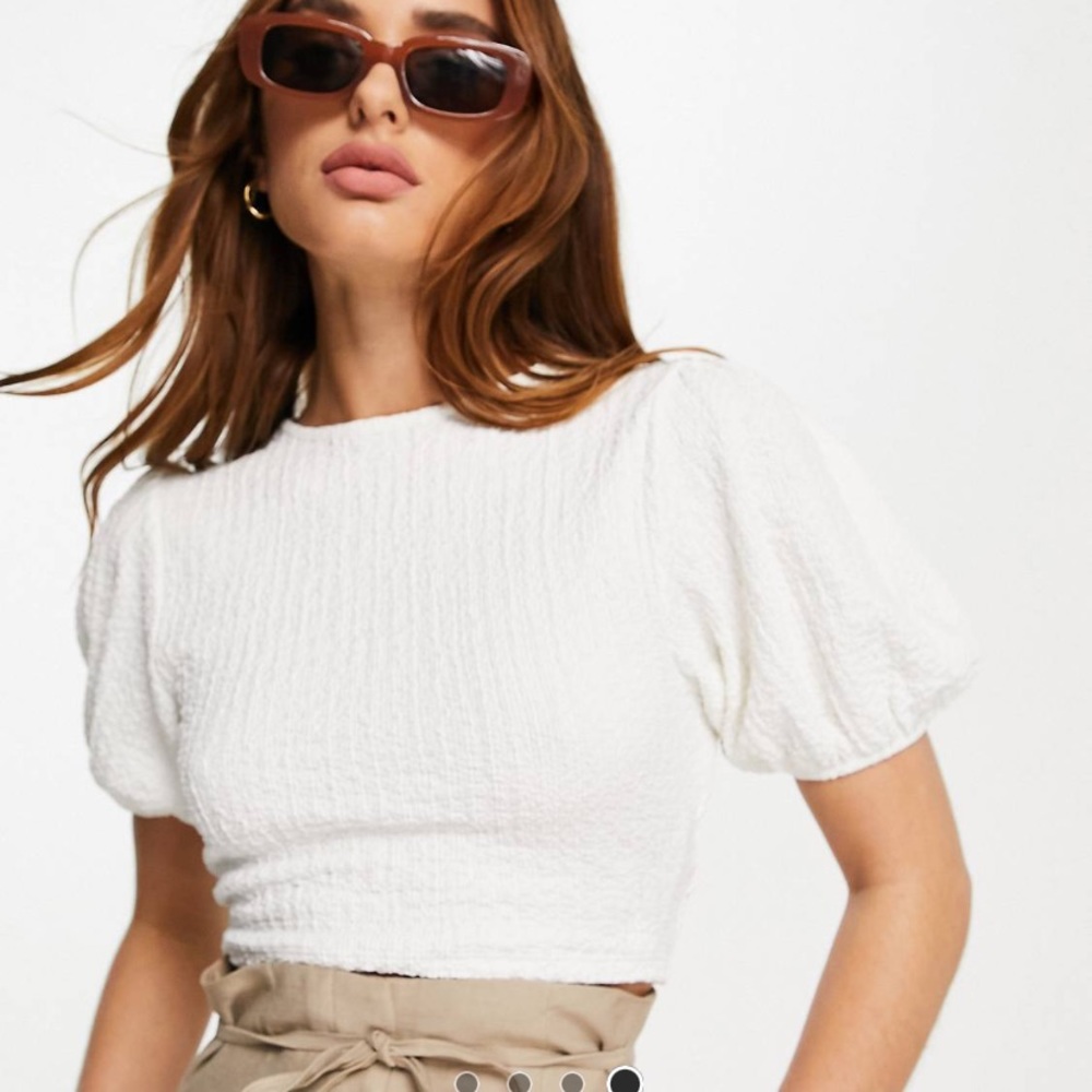 Topshop asos open back crinkle puff sleeve tie back crop top off white XS